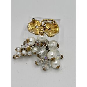 Vintage MCM AB ChaCha bead brooch